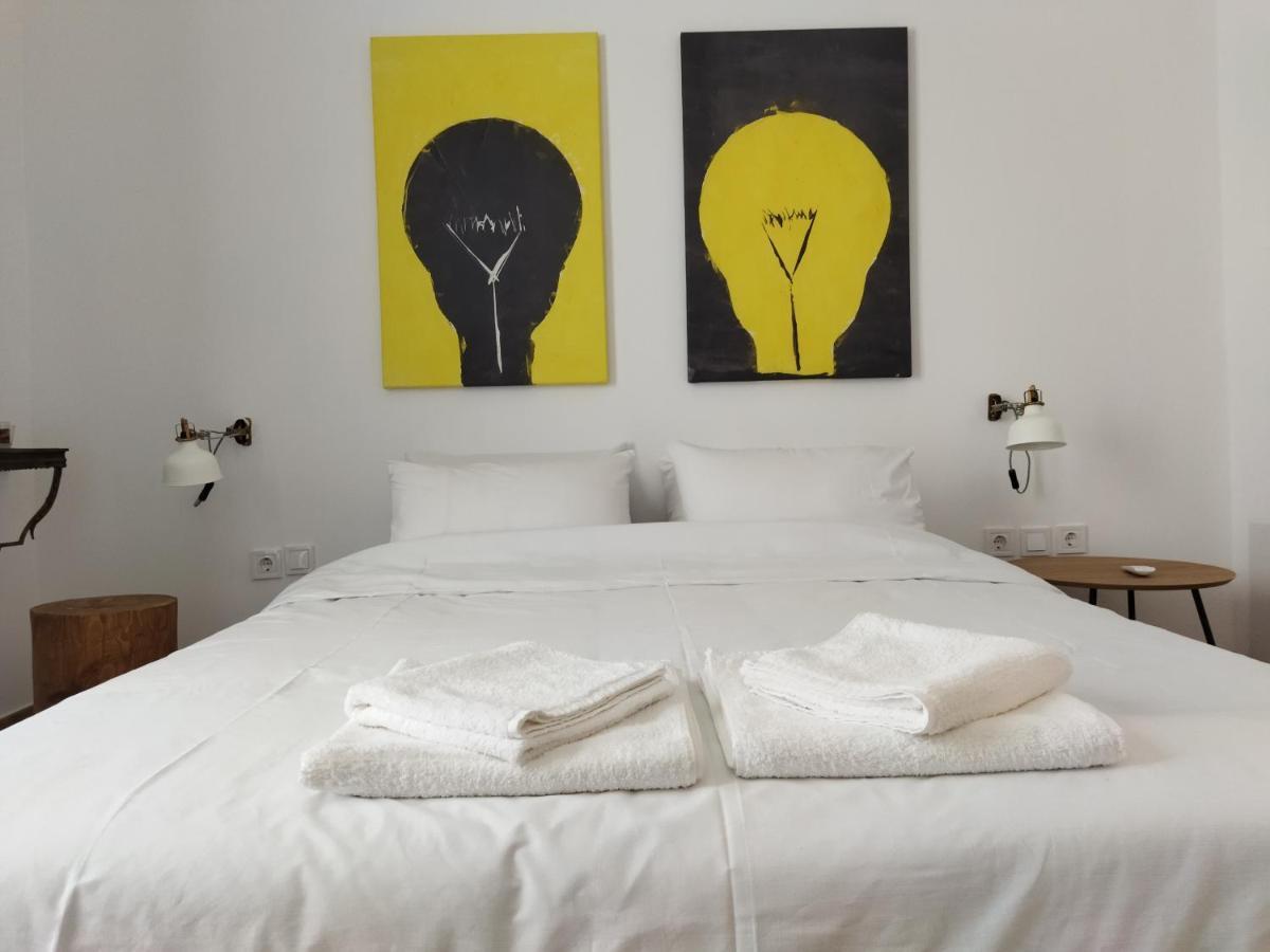 Minimal Apartment By The Beach Corinth Exterior photo